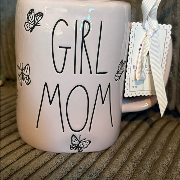 Rae Dunn Lilac "GIRL MOM" Ceramic Mug with Butterfly Detail - Picture 5 of 6